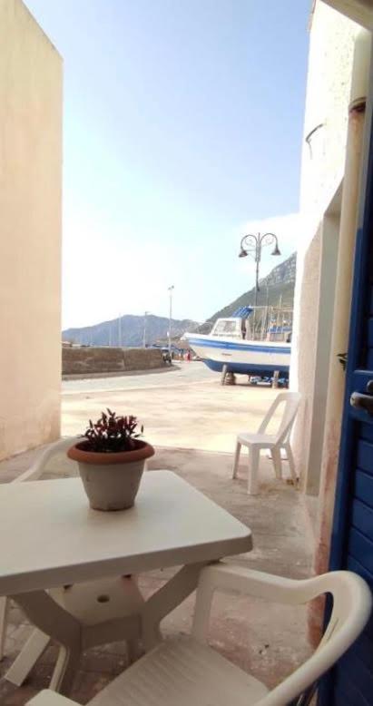 Punta San Simone Apartment Đảo Đảo Marettimo Ngoại thất bức ảnh